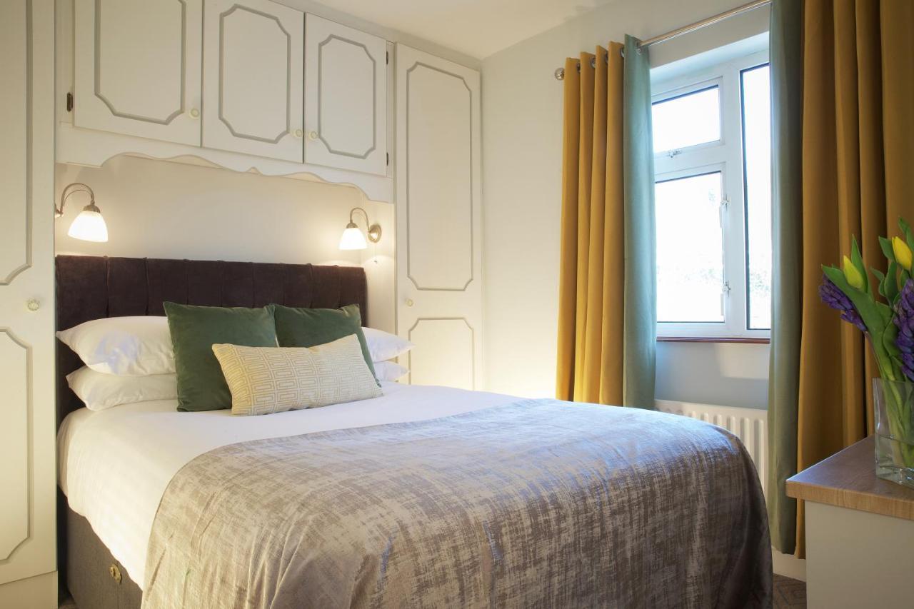 Westport Heights Hotel Ngoại thất bức ảnh